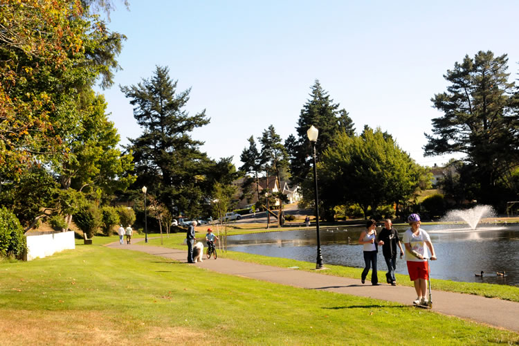 Walking at Mingus Park